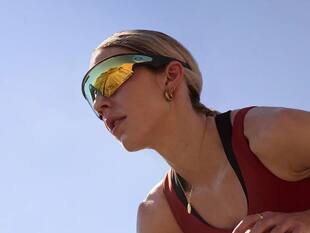 From Athletes to Everyday Users: Why Meta’s Oakley Vanguard and Ray-Ban Display Smart Glasses Could Replace Your Smartphone Soon