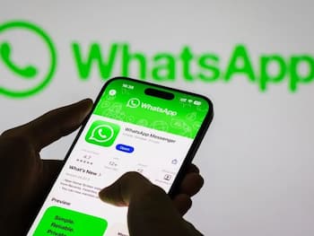 WhatsApp Just Got a Major Upgrade: Share Live Photos, Create AI-Powered Chat Themes, and More