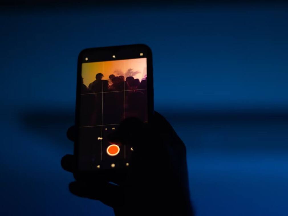 5 Best Smartphones With 4K Video Recording Under Rs 40,000 In India
