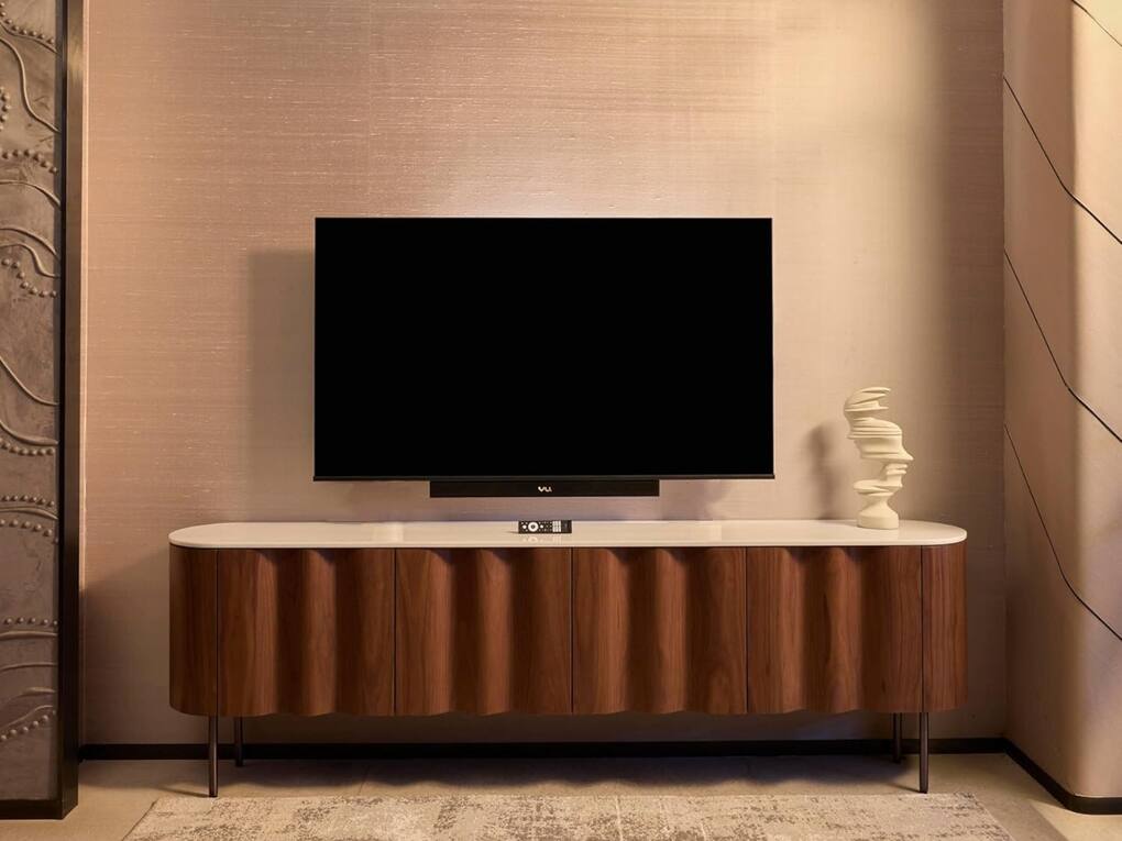 55 Inch Smart TV
