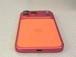 iPhone 17 Pro Max Cosmic Orange Color Is Turning Pink