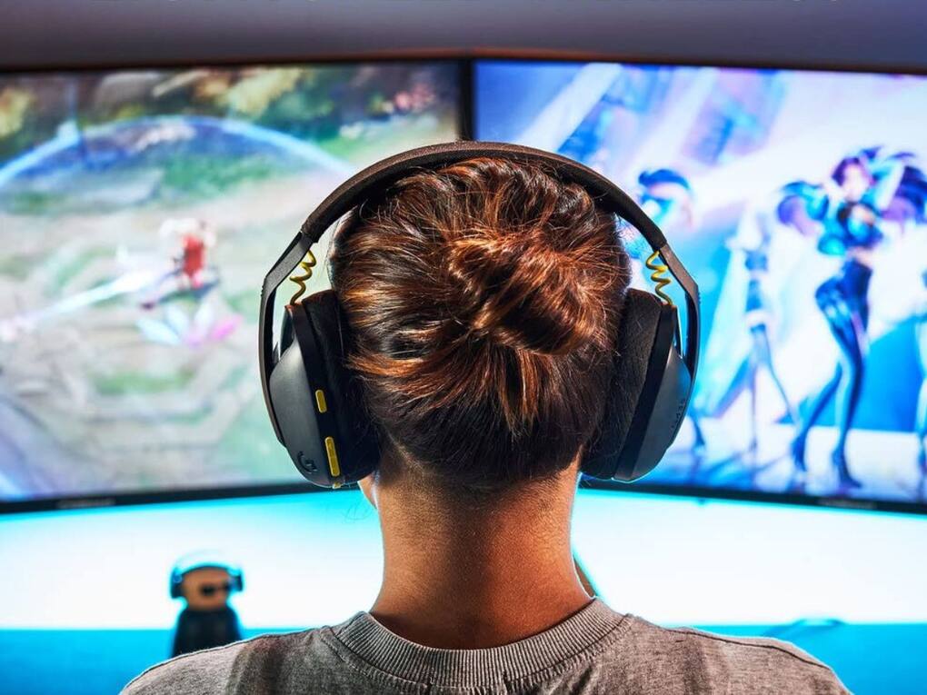 Logitech G435