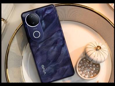 Best Karwa Chauth Gift Idea: 50MP फ्रंट कैमरा वाले स्मार्टफोन पत्नी को तोहफे में दें, खुशी से खिल उठेगा चेहरा