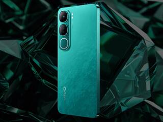 Snapdragon 4 Gen 2 और 50MP कैमरे वाले Vivo Y300 5G पर एक्सक्लूसिव Deal, केवल 1083 महीना देकर लाएं घर
