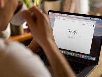 क्या Google सच में हुआ डाउन? कुछ लोगों को Search पर दिखा ‘Server Error’