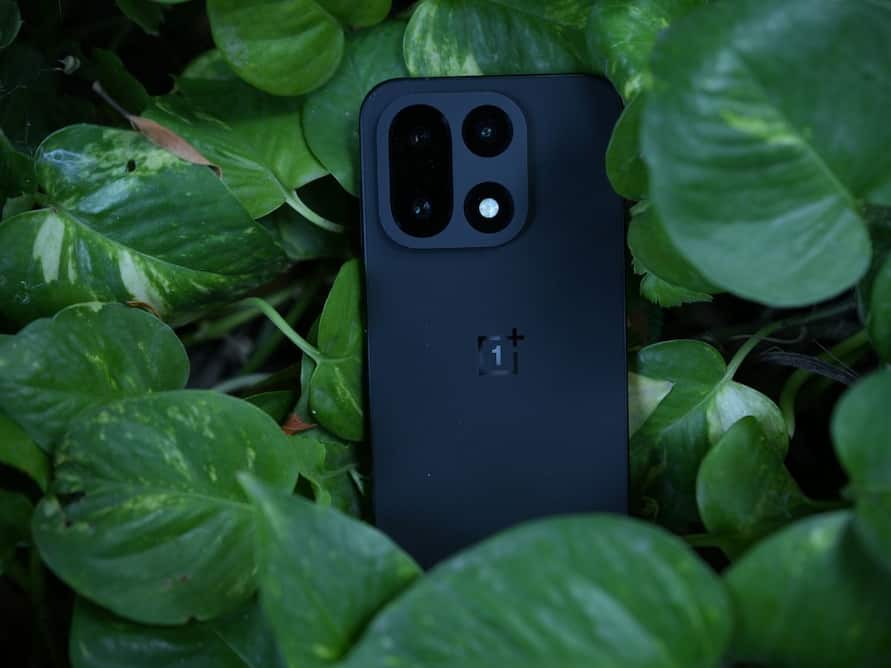 OnePlus 15R फोन ऑफिशियली हुआ टीज, दिसंबर में मार सकता है धमाकेदार एंट्री