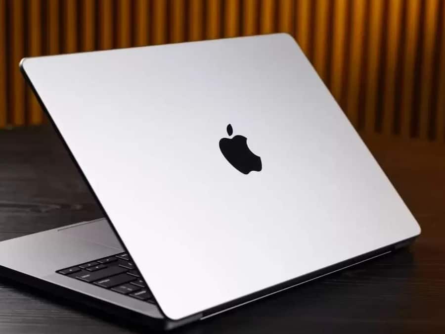 Apple MacBook Air (M4)