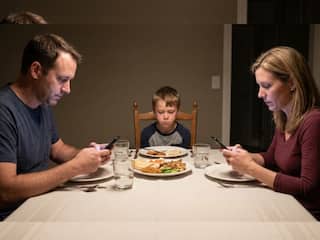 Phones At The Dinner Table? Children Turn To AI As Parents Stay Busy: Vivo’s Switch Off Report 2025