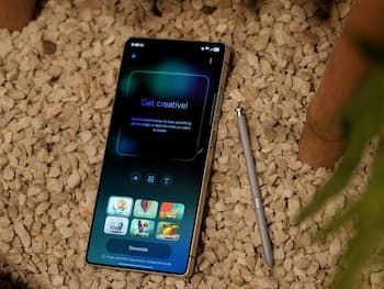 Top Premium Flagship Phones Launched In 2025: What Stood Out This Year