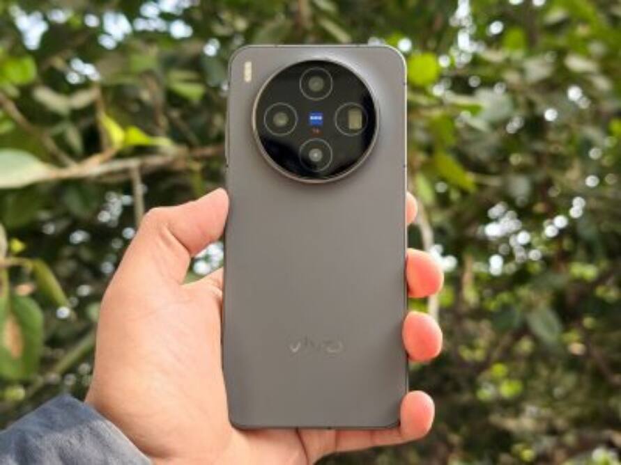 Vivo X300 Max फोन 3D Database पर हुआ स्पॉट, फीचर्स भी हुए लीक