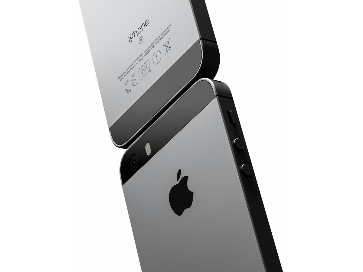 Apple Adds iPhone SE (1st Gen) And iPad Pro 12.9-Inch To Its Vintage Product List