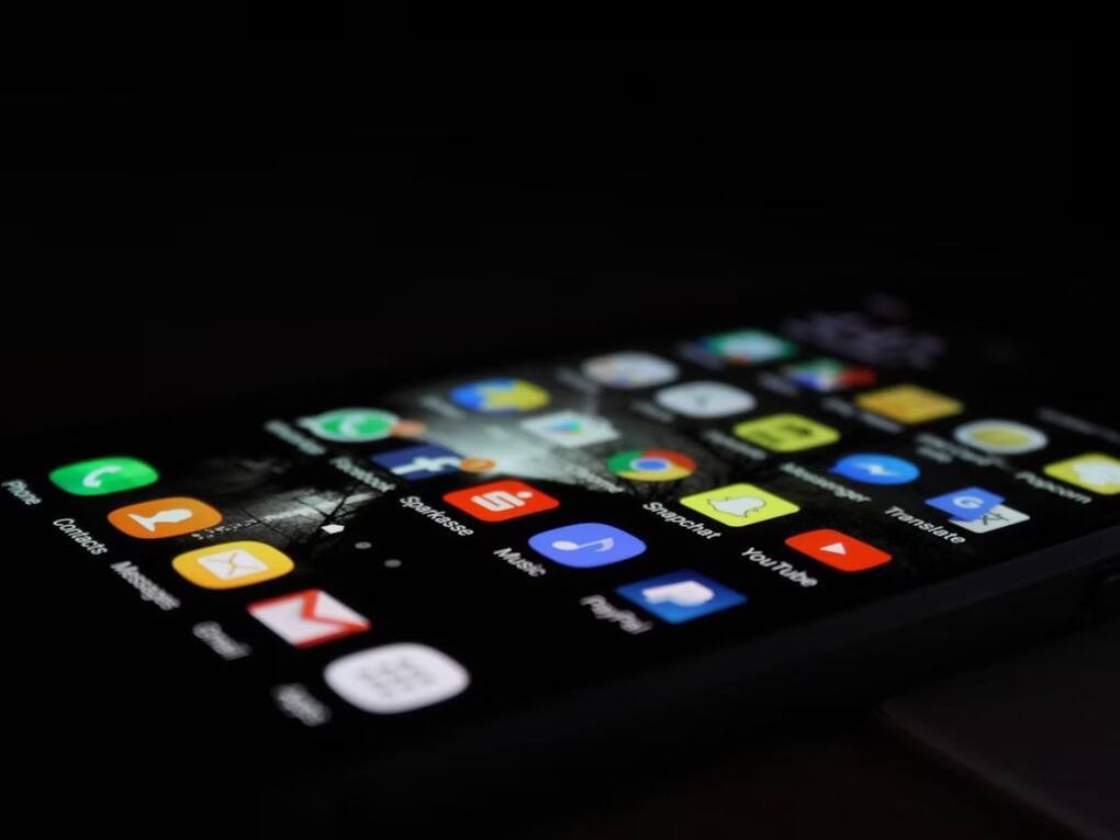 Phones (7)