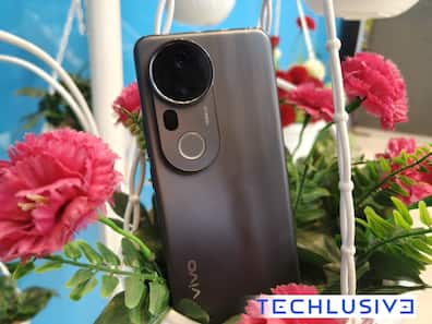 Quad Curved AMOLED डिस्प्ले वाले Vivo T4 Ultra 5G पर हजारों रुपये का Discount, यहां से सस्ते में लाएं घर