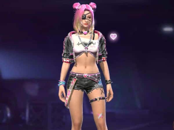 Free Fire Max Daily Special: गेमर्स के लिए अपडेट हुआ खास स्टोर, आधे दाम में मिल रहा Cutthroat Candy बंडल