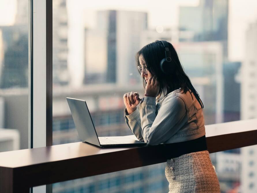 What Happens If You Never Shut Down Your Laptop? Know These Risks