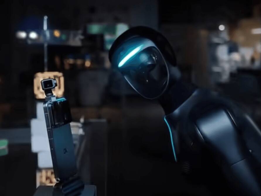 MWC 2026 से पहले Honor पेश करेगा अपना पहला ह्यूमनॉइड रोबोट, AI से होगा लैस