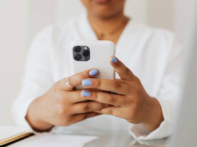 Autocorrect acting weird? Here’s how to fix it on iPhone, iPad, and Mac