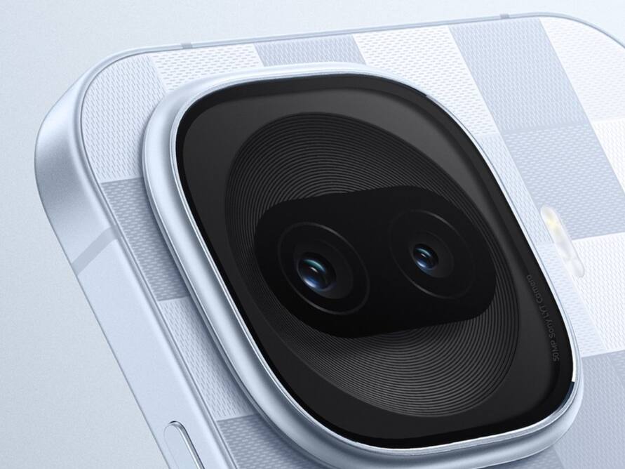 iQOO 15R फोन 50MP कैमरा के साथ मार्केट में मारेगा एंट्री! फोन की दिखी झलक