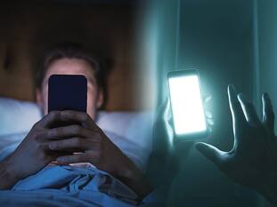 Doomscrolling & Dopamine Explainer: कैसे सोशल मीडिया स्क्रॉल करने की आदत धीरे-धीरे खराब कर रही है आपकी हेल्थ