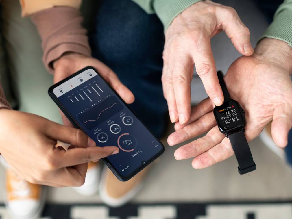 The rise of health apps: Can your smartphone really help you stay fit? #FitIndiaHitIndia