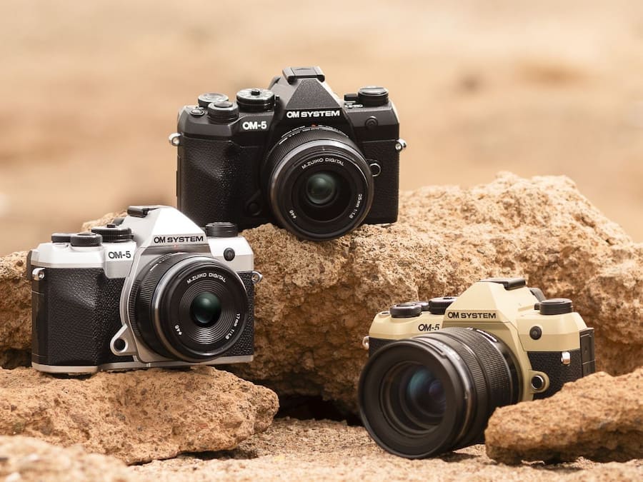 OM SYSTEM OM-5 Micro Four Thirds System Camera