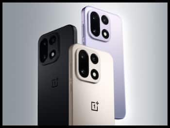 165Hz रिफ्रेश रेट डिस्प्ले वाले OnePlus 15 पर 3000 रुपये का Discount, फोन में मिलेगी 7300mAh बैटरी