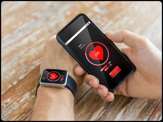 #FitIndiaHitIndia: Smartwatch सिर्फ स्टाइल नहीं, आपकी हेल्थ का अलार्म सिस्टम! ये 5 फीचर्स समय से पहले गंभीर बीमारी के देते हैं संकेत
