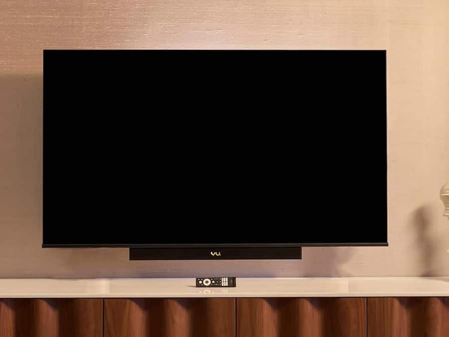 Vu 164cm (65 inches)