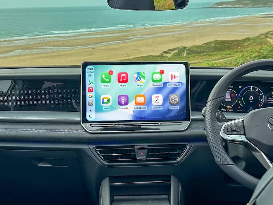 Google Meet hits Apple CarPlay before Android Auto, here’s how it works