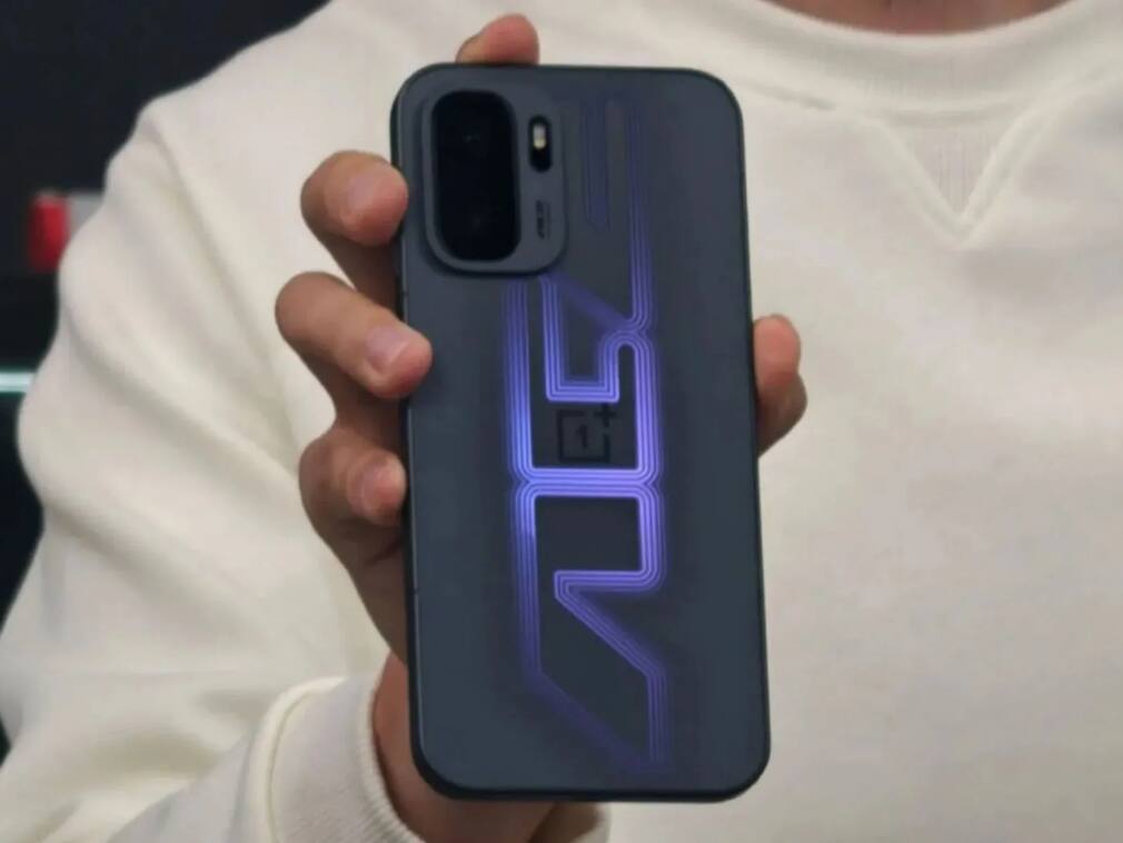 OnePlus ‘Ultra’ gaming phone with 165Hz display, 8500mAh battery expected SOON