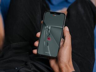 Old phone lying around? Here’s how to use it as a CCTV camera