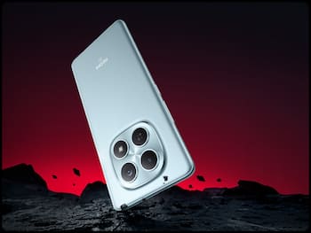 Redmi Note 15 5G को सिर्फ 879 रुपये देकर लाएं घर, 108MP कैमरा के साथ पाएं Curved डिस्प्ले