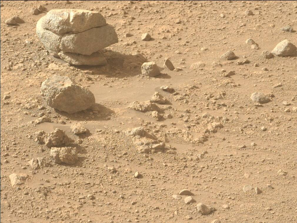 NASA rover captures unusual ‘stacked’ rocks on Mars, scientists explain why this happened