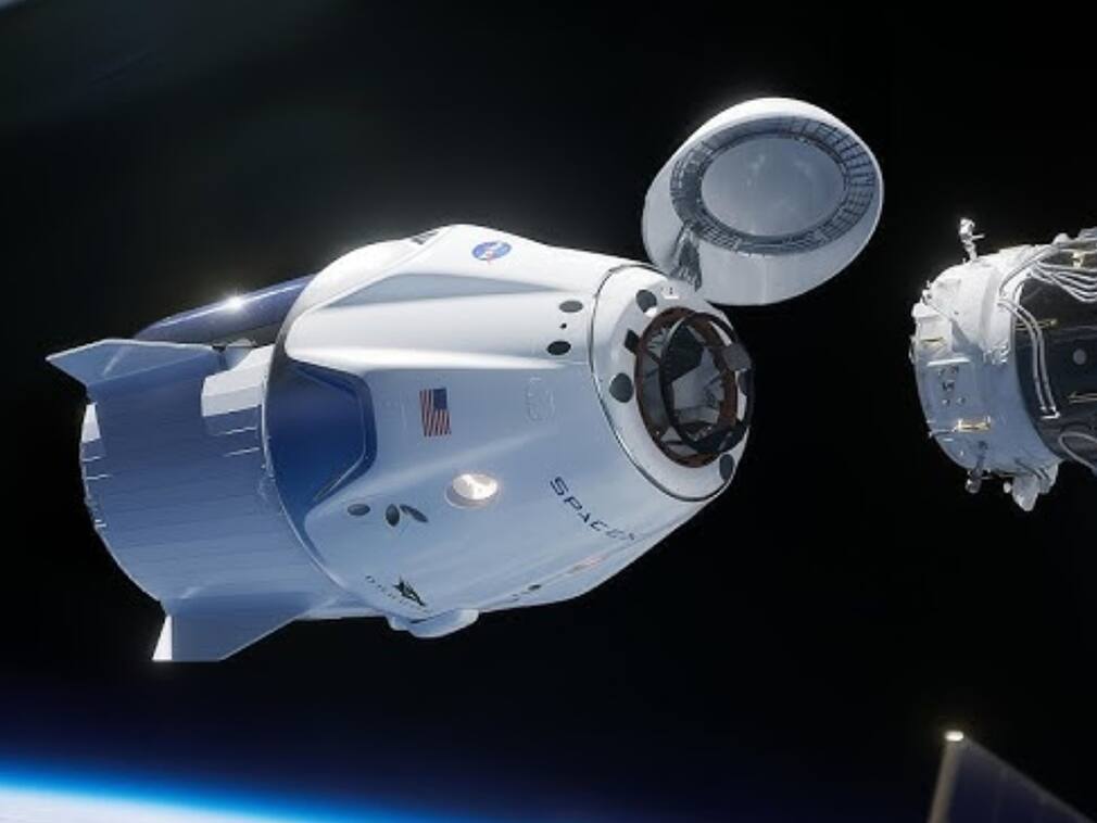 SpaceX का Dragon Capsule पहुंचा ISS, साथ ले गया 6,500 पाउंड जरूरी सामान