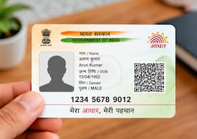 घर बैठे बनवा लें ATM जैसा Aadhaar PVC Card, जानें कैसे