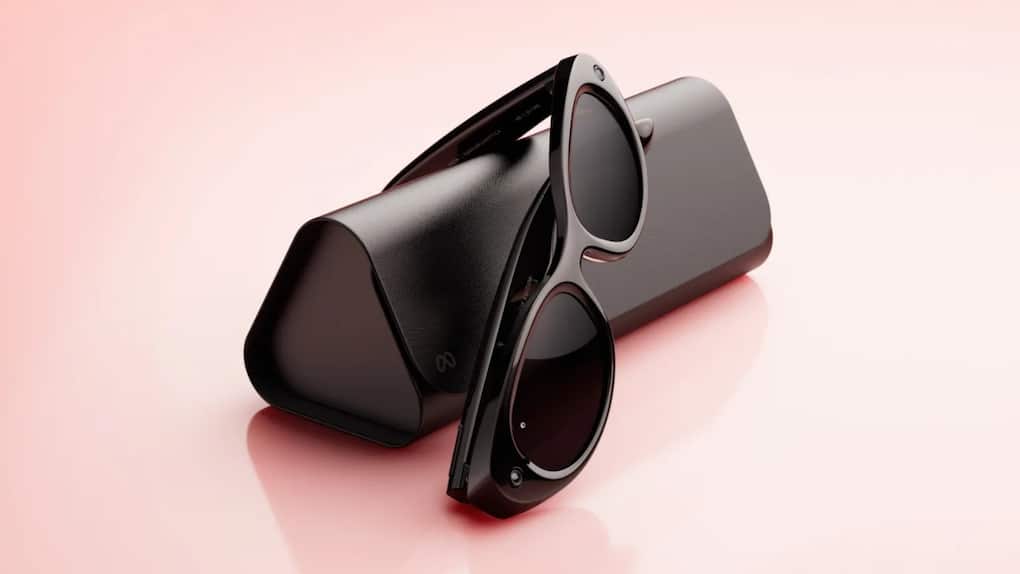 META GLASSES