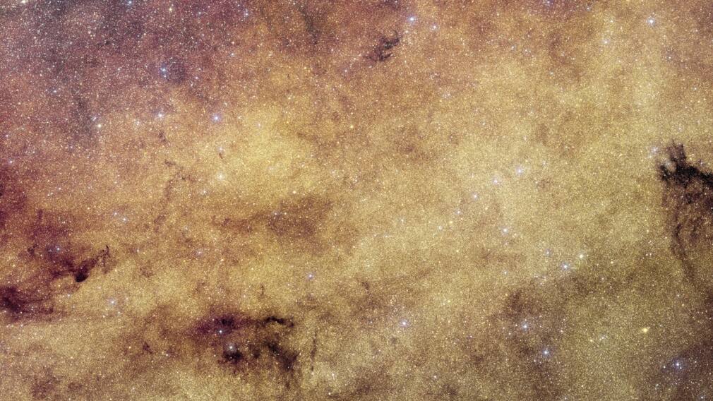 यूरोपियन स्पेस एजेंसी के Euclid टेलीस्कोप ने दिखाया Milky Way का अनोखा नजारा