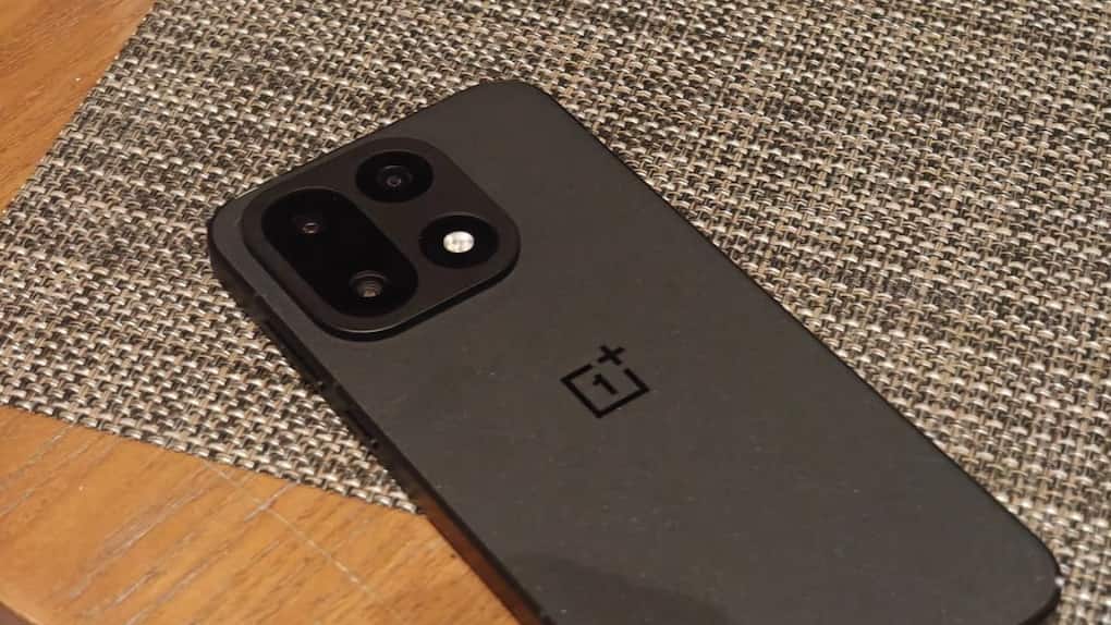 OnePlus 15